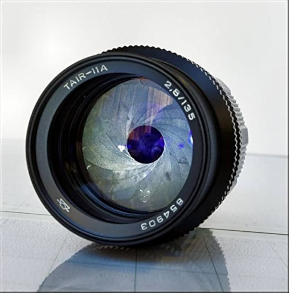 TAIR11A　タイール11A　135mm/2.8　M42/NikonF Lens Review: Tair-11A 135mm f2.8 | Legacy Lens